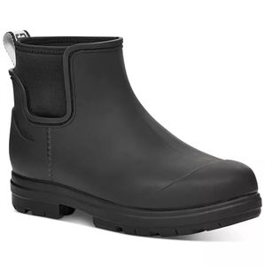Used- like new UGG droplet rainboots 8 black waterproof warm.